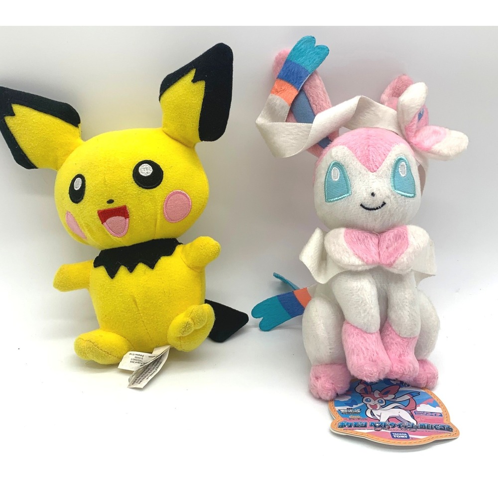 Pokemon Plush Lot Takara Tomy Sylveon N-50 NWT & Toy Factory Pichu 2019